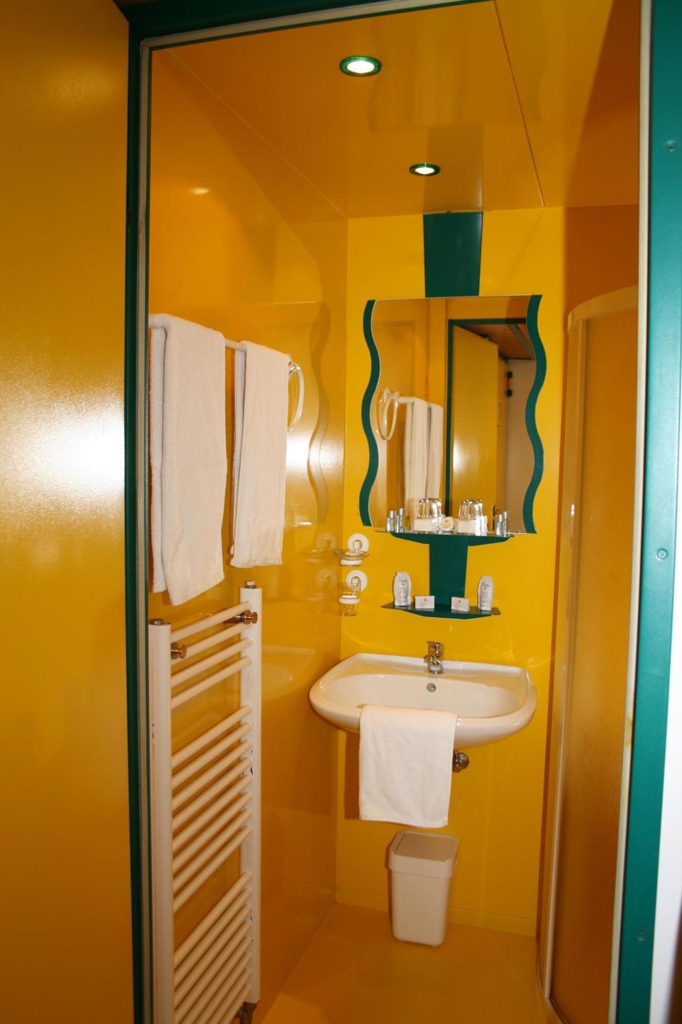 Asperner Löwe Hotel 3*