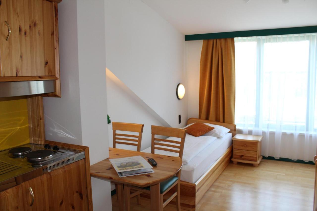 Asperner Löwe Hotel